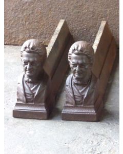 Alari di un Uomo