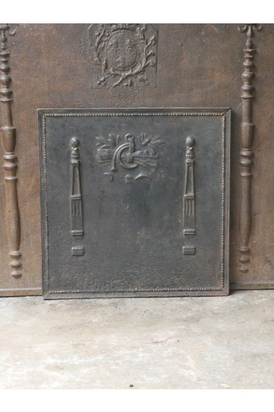 Pilastri con Decorazione