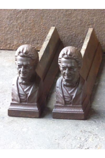 Alari di un Uomo